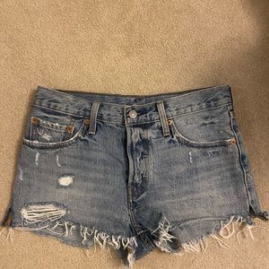 LEVI 501s size 27